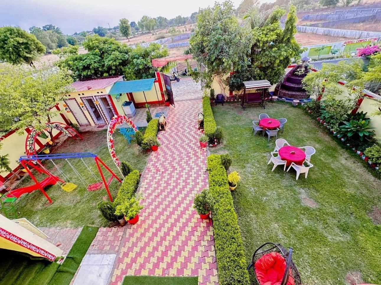 Bundeli Farm Resort & Banquet Orchha Eksteriør bilde
